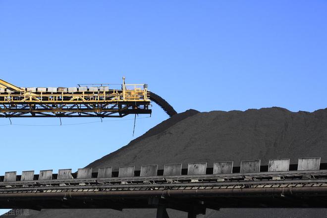 异军突起!煤炭板块发力走强,8家中报高增长的煤炭股名单梳理